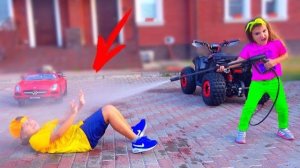 Камиль ЗАПРЕТИЛ играть с водой! Аминка устроила ПОТОП!