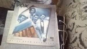 VOX & Gustav Brom Orchestra – 1988 - Sing Sing Sing-Opus – 9313 2026-LP