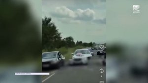 В КЧР инспекторы ГИБДД оштрафовали пятерых водителей из свадебного кортежа