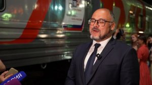 Информирующий о выборах поезд отправился из Владивостока в Москву.