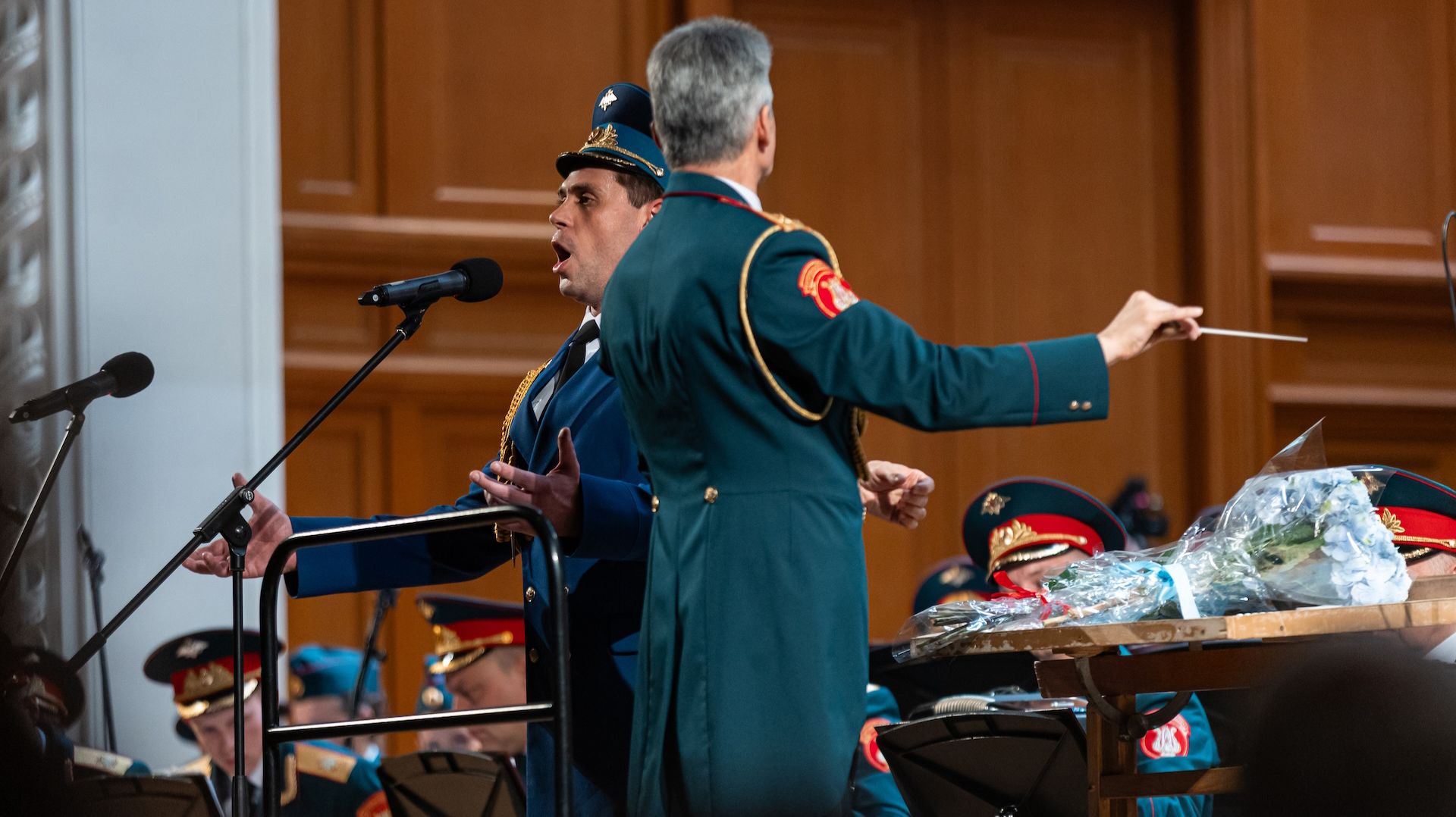 «Поклонимся великим тем годам», солист – Максим Маклаков, май 2026