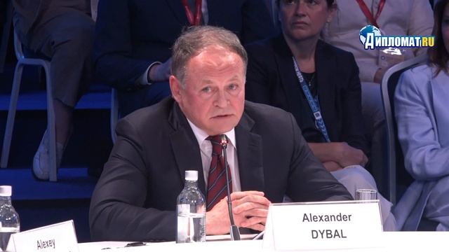 «НЕ НЕЙРОСЕТИ — ВСЁ ВРУЧНУЮ»: Дыбаль о культурном коде России
