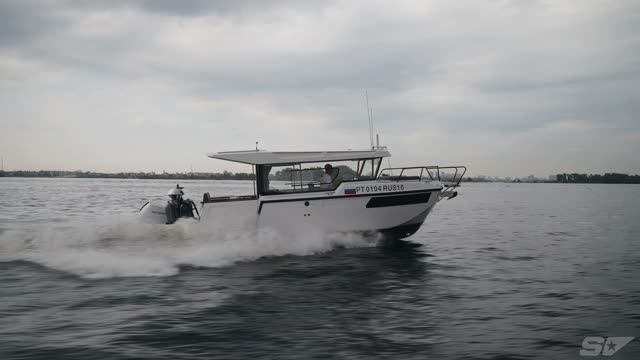 SEARENE Crew Cabin UMBRELLA на выходе из Казанского порта, лето 2026. SEARENE YACHTS