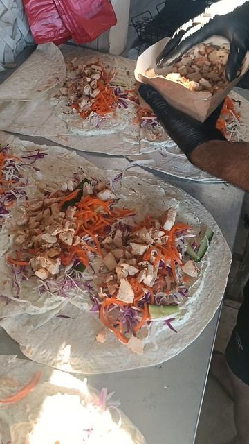 Закрутка шаурмы на мангале