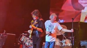Ричи Блэкмор сыграл с  Deep Purple Smoke On The Water впервые за 33 года. ( 12.08.20260.