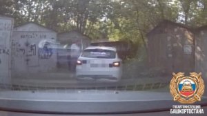 В Уфе задержан наркосбытчик, пытавшийся избавиться от партии мефедрона на глазах у экипажа ДПС