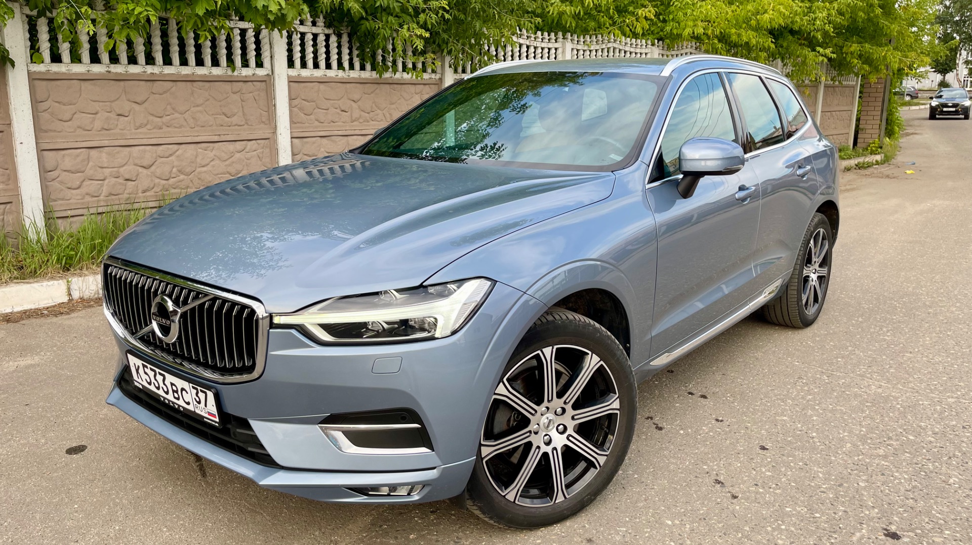 VOLVO XC60 2019