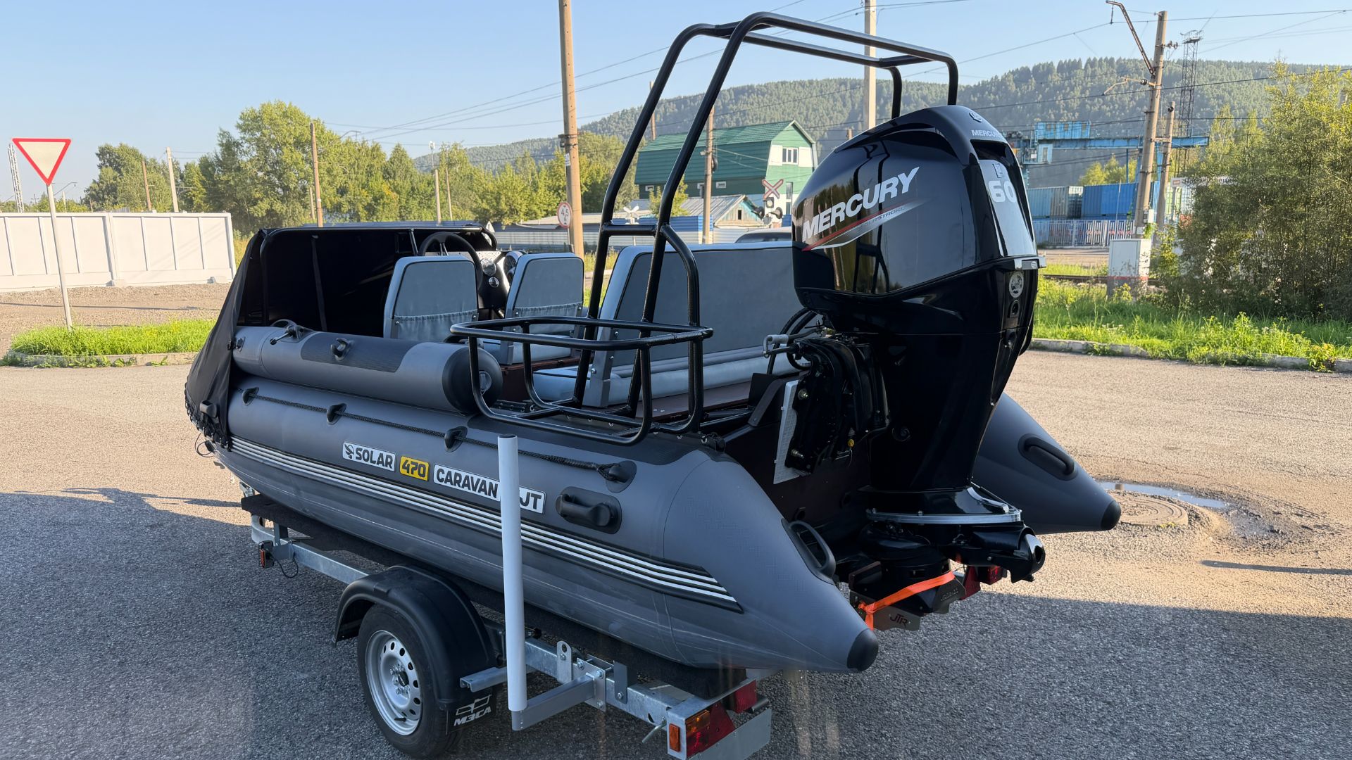 Solar 470 Caravan SJT Mercury F60ELPT EFI
