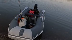 Выгуливаю мотор на большой воде. Рыбалка на Оке