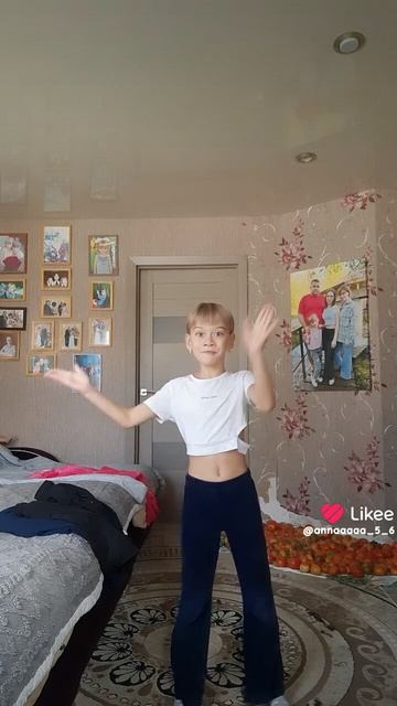 танцую