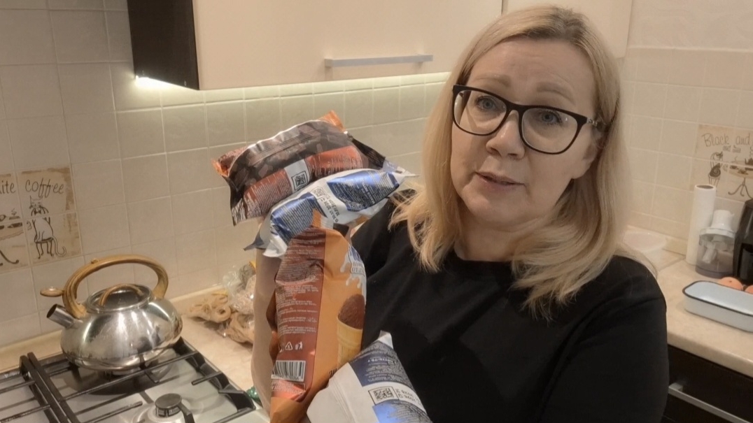 В магазине нашли продукты с плесенью.