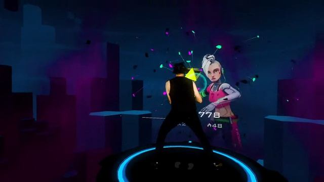 Dance Collider танцевальная и ритмическая игра