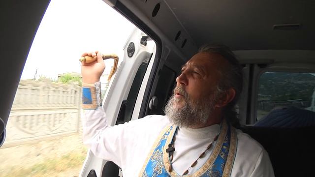 Окропление села Приветное.
