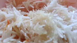 Простой салат из яблок с невероятным вкусом!
