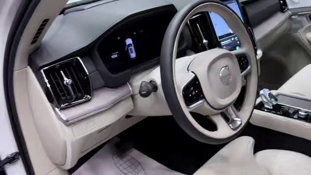 Обзор Volvo XC90 B6  Авто под клиента  Volvo XC90 B6