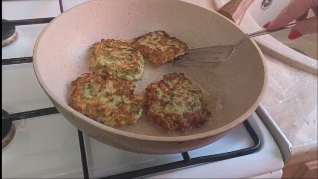 Оладьи кабачковые с сыром