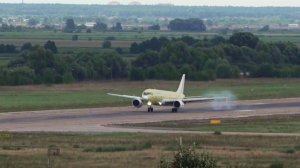 Новейший лайнер серийного МС-21-310 совершил полет из Иркутска в Подмосковье.