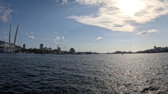 Владивосток. Корабельная набережная. Золотой мост. Залив Золотой Рог!