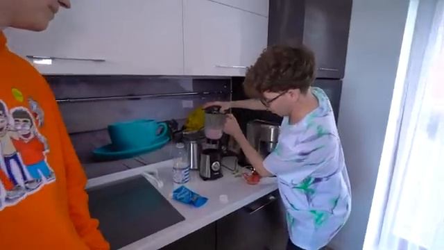 12 СПОСОБОВ Развеселиться на КАНИКУЛАХ ! А4 Влад а4 Видео а4 Влад а4 Бумага Влад а4 Бумага А4 а 4