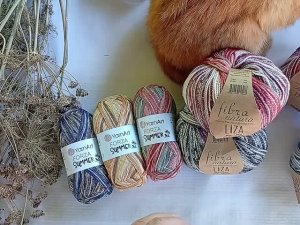 Влог «Неделя удалась! #handmade #вязание #вязовлог #новаяпряжа #вяжуноски #путешествие