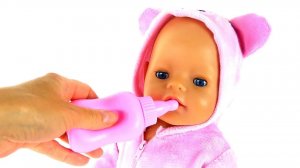 Baby Alive swimming and eating