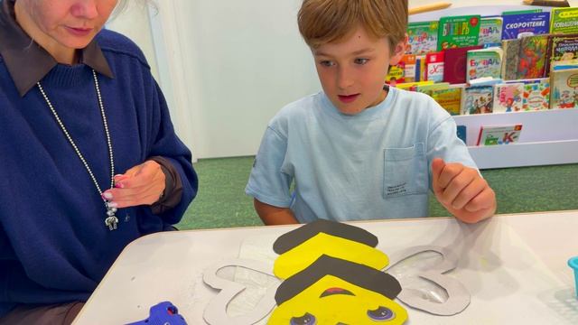 Пчелки аплкация 3D из шести сердечек у подготовишек к Медовому Спасу Funny Ant Malahovka