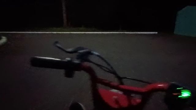 Я вернулся спустя больше года! drift rac car 
Катю на дрифт карте)