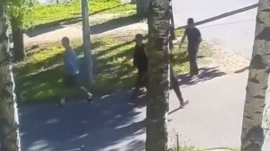 Лжесиловики уводят подростка в Петербурге