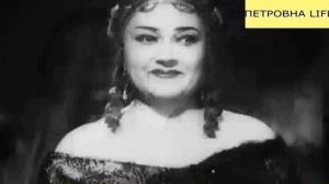 Жила с двумя мужчинами под одной крышей.