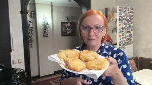 Напекла оладушек с кабачками.Похвалилась подарками 🤩Предосень +10*