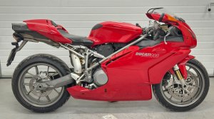 Ducati Superbike 999 - ZDMH400AA2B002699