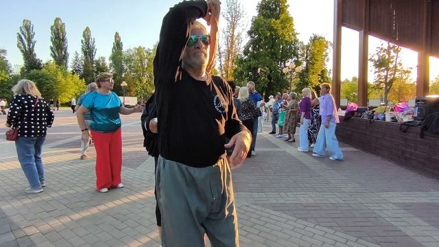 Алая 🌹роза..... 14.08.26.