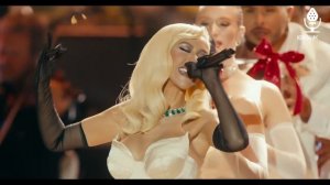 КЛУБНИКА🍓ТВ - Christina Aguilera - My Favorite Things Live #клубникатв