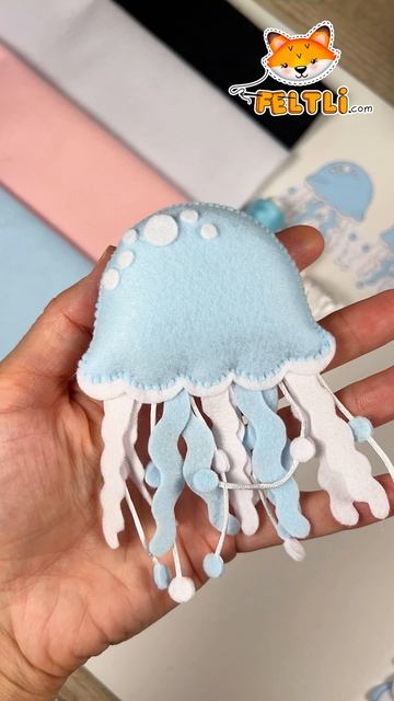 Игрушки из фетра  Медуза из фетра своими руками feltli игрушкиизфетра фетр шьюизфетра своимир