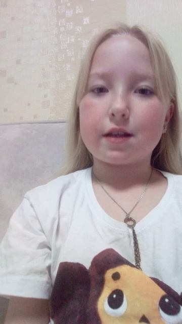нарисую всё что вы мне напишете💗