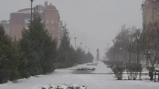 РФ. Астрахань. Аллея Славы