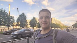Прогулка по Лиговскому, зашёл в парикмахерскую и обменник.
