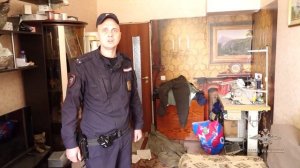В Пензе полицейские спасли мужчину из горящей квартиры