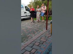 Співи
