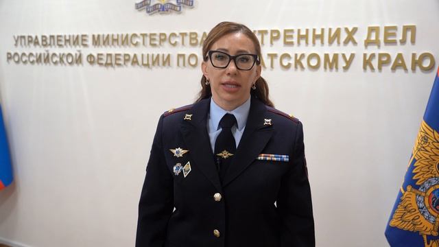 Кража банковским работником денег со счетов клиентов банка.
