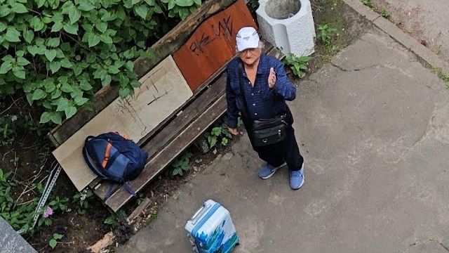 КАК ВЫЖИВАЕТ РУССКОЯЗЫЧНАЯ ЖЕНА В ИНДИИ: Муж уехал в Москву. Мне позвонил Сергей из Норвегии...