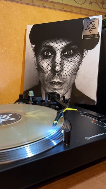 Ville Valo - Heartful Of Ghosts