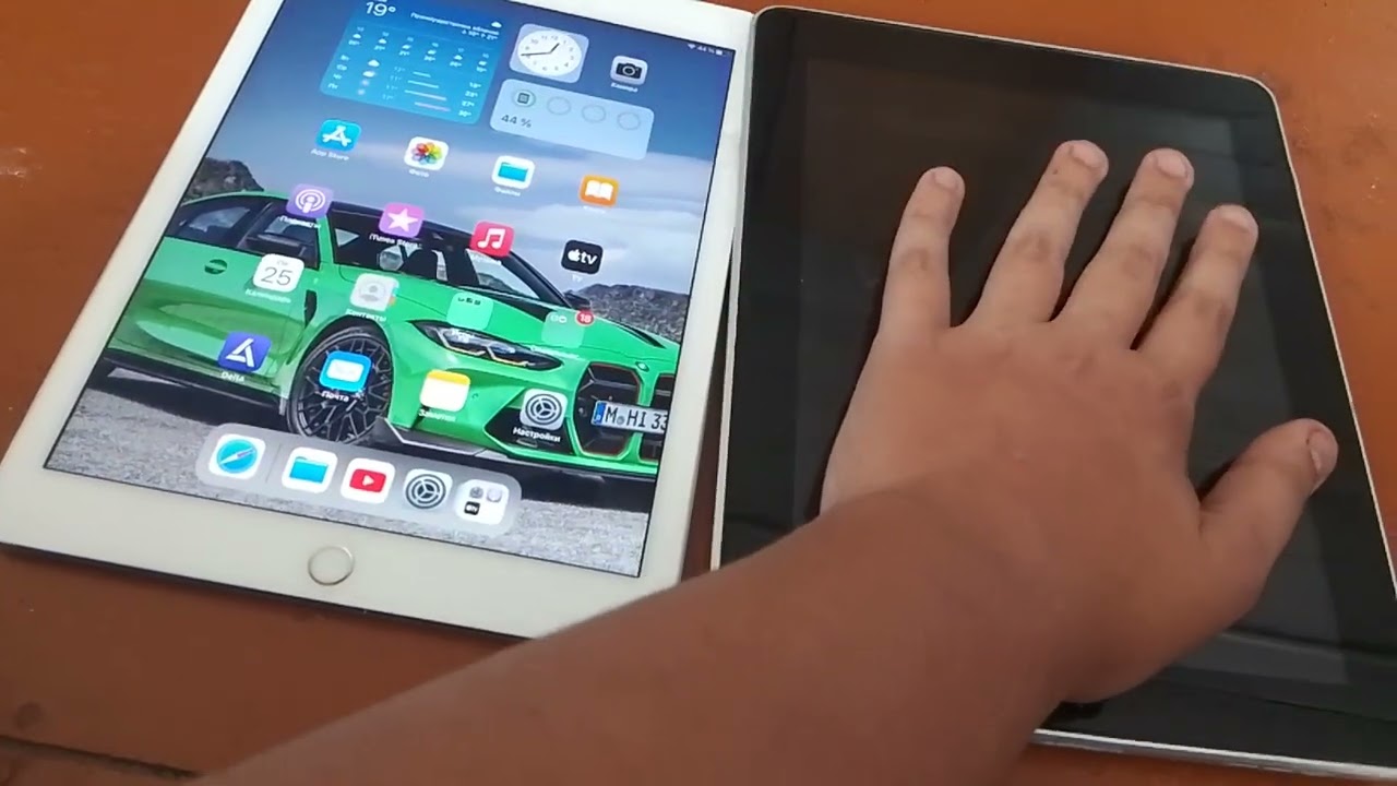 Звука нет поэтому можно смотреть так обзор на первый Ipad