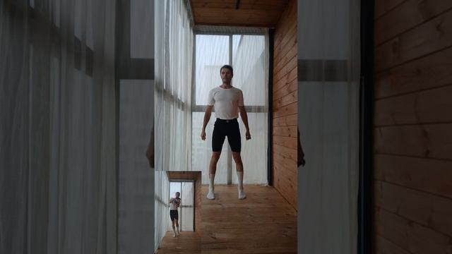 Интенсивно приседаем