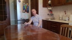Дед был одинокий. Он оставил ей квартиру. Рассказываю про доброту.