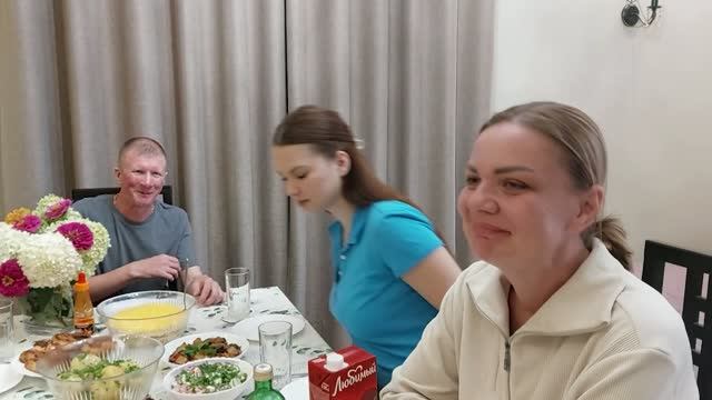 Встречаю гостей из Питера. С Медовым Спасом.