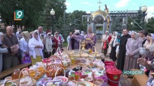 Православные отмечают начало Успенского поста и Медовый Спас