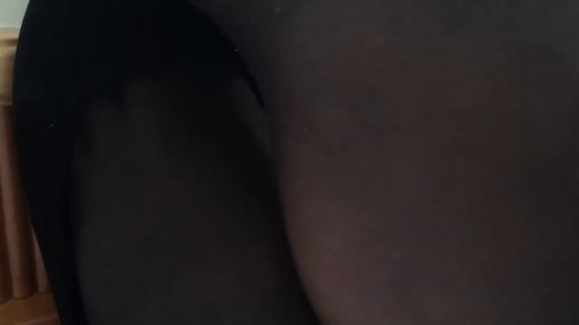 #7 Nylon Shoeplay In Bed (several Requests)