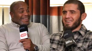 Ислам угорает с Кормье и Волком перед боем с Гэрри на UFC 330