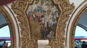 Станция метро Киевская интерьер, пассажиры, поезда Фрагмент 24